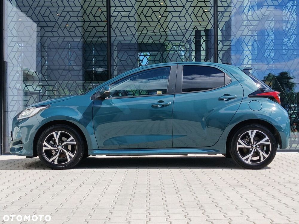 Toyota Yaris 2025 photo 2