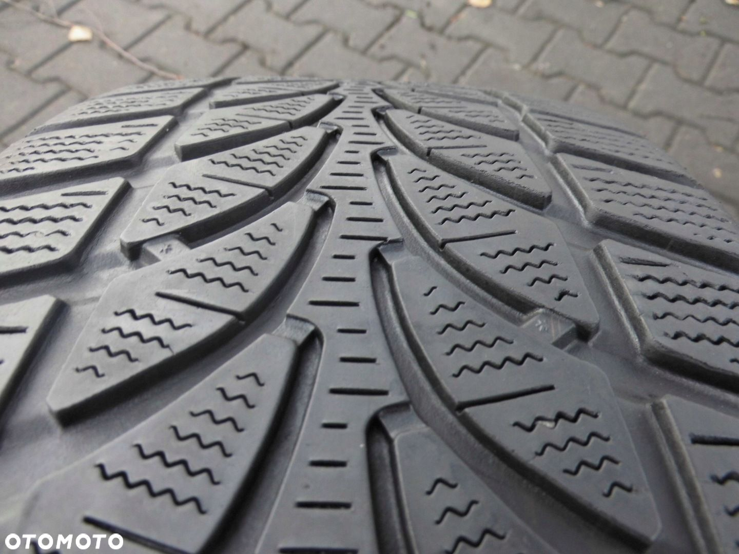 OPONY BRIDGESTONE BLIZZAK LM-32 225/45 18 95H ZIMA - 2