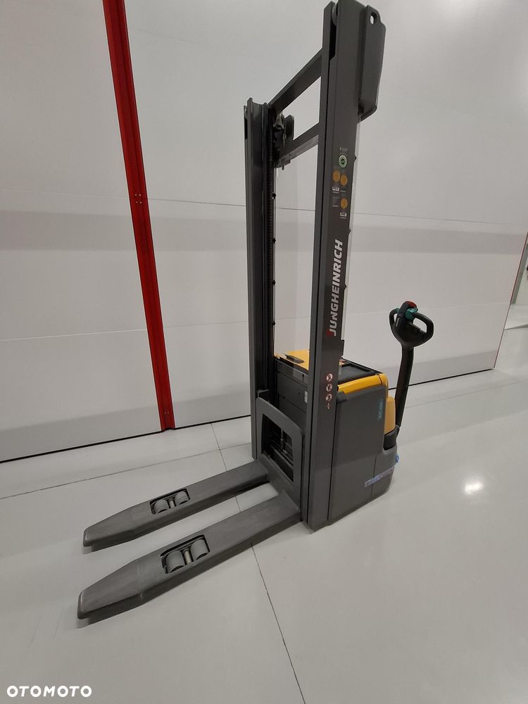 Jungheinrich EJC220 - 7