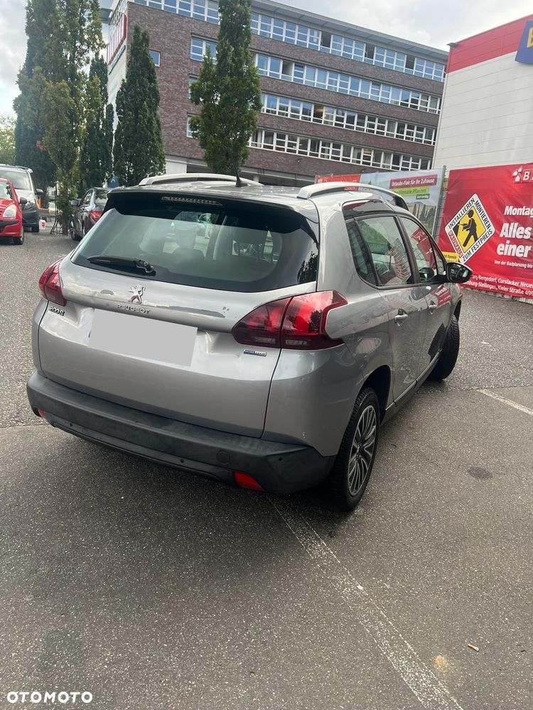 Peugeot 2008 1.2 Pure Tech Active - 7