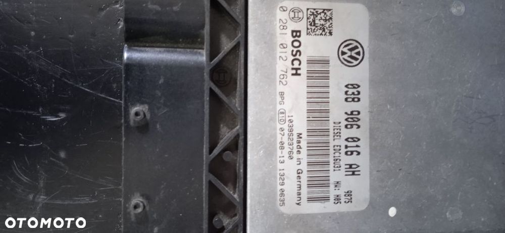 Komputer sterownik silnika VW T5 038906016AH - 3
