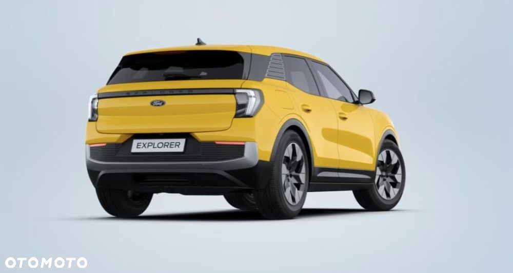 Ford Explorer - 3