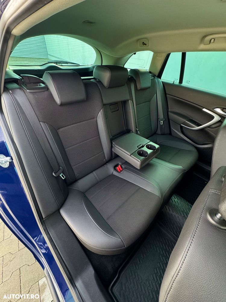 Opel Insignia 2.0 CDTI Sports Tourer Edition - 22