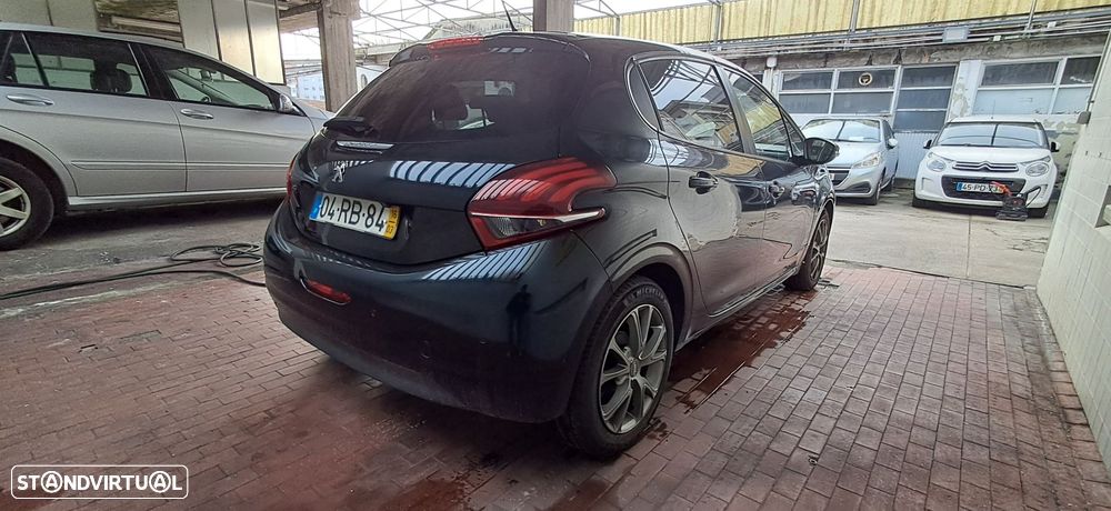 Peugeot 208 1.2 PureTech Active - 13