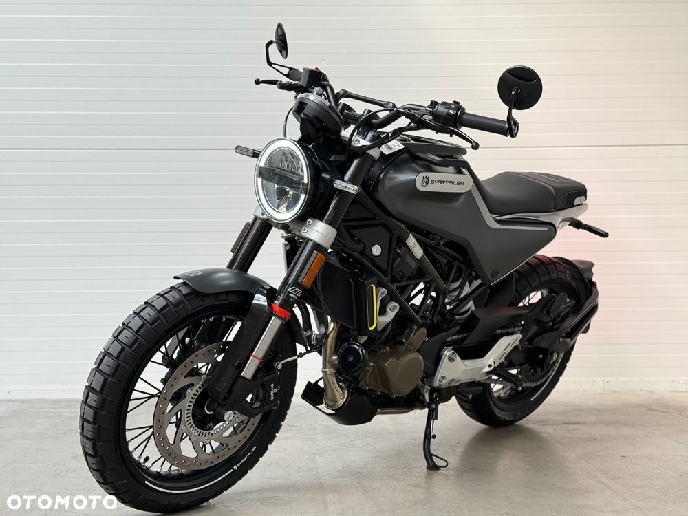 Husqvarna Svartpilen - 7