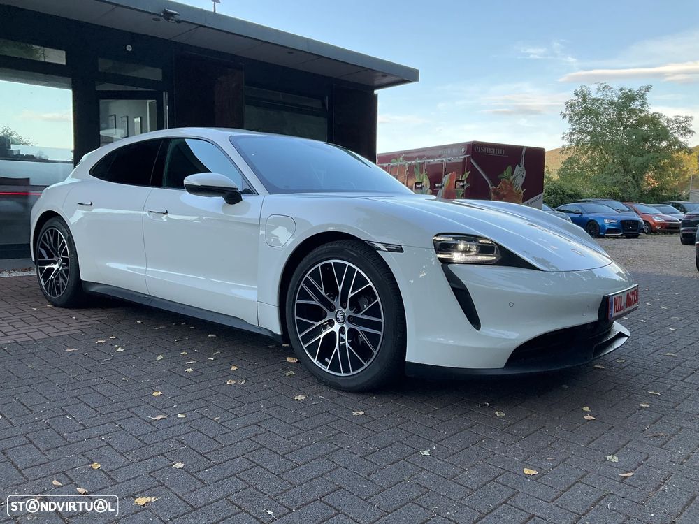 Porsche Taycan Sport Turismo - 2