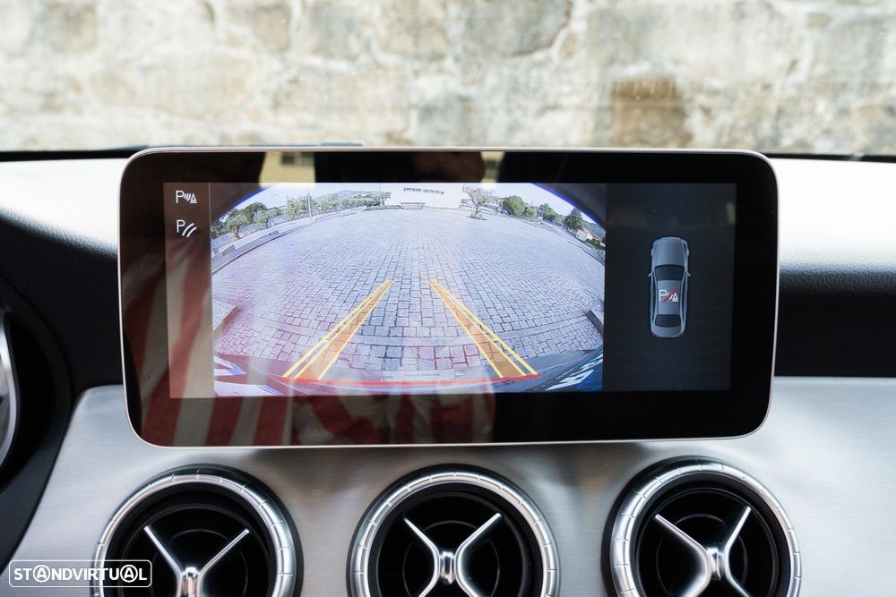 Mercedes-Benz CLA 180 d AMG Line - 35