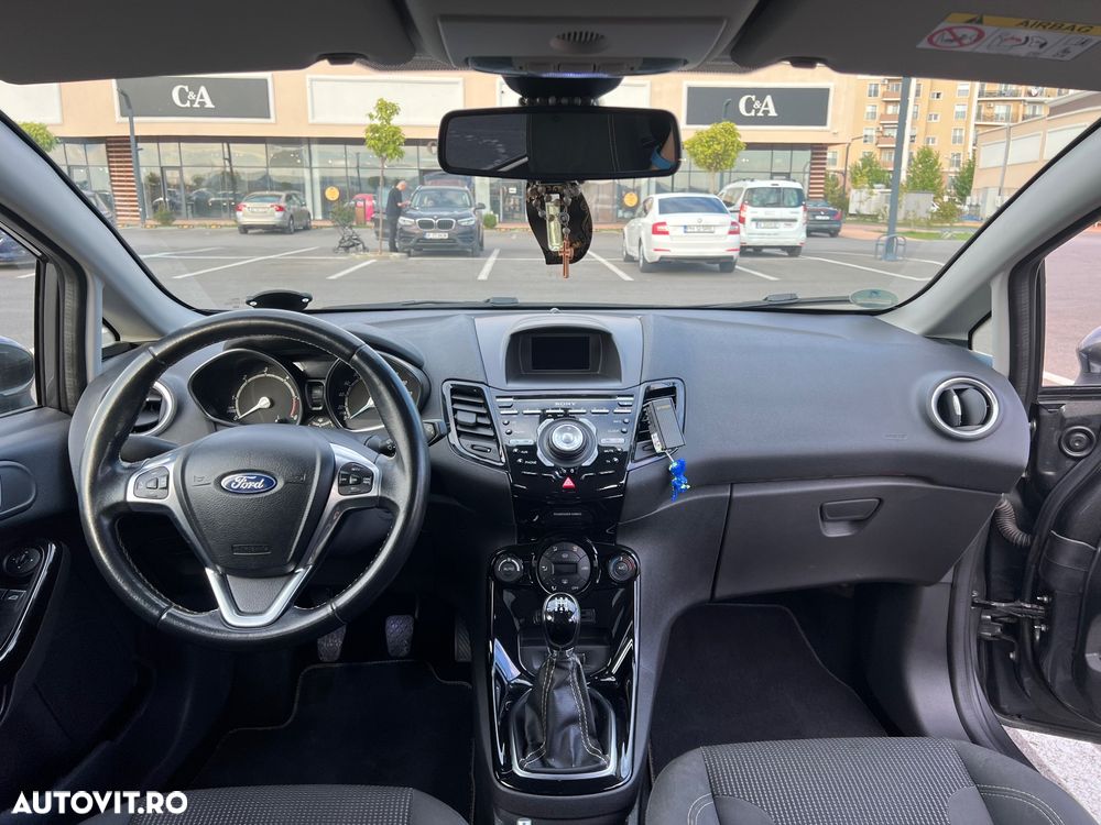 Ford Fiesta 1.5 TDCi Titanium - 10