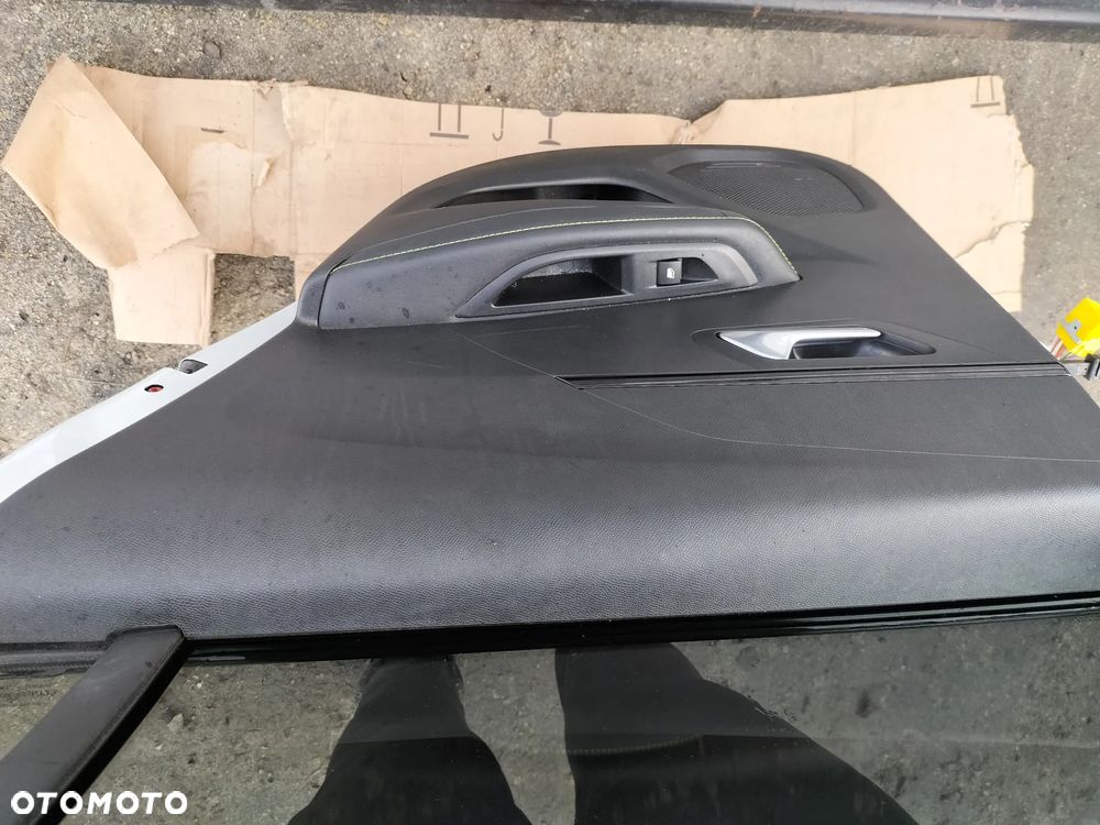 DRZWI PRAWY TYŁ PEUGEOT 208 II   2019- - 10