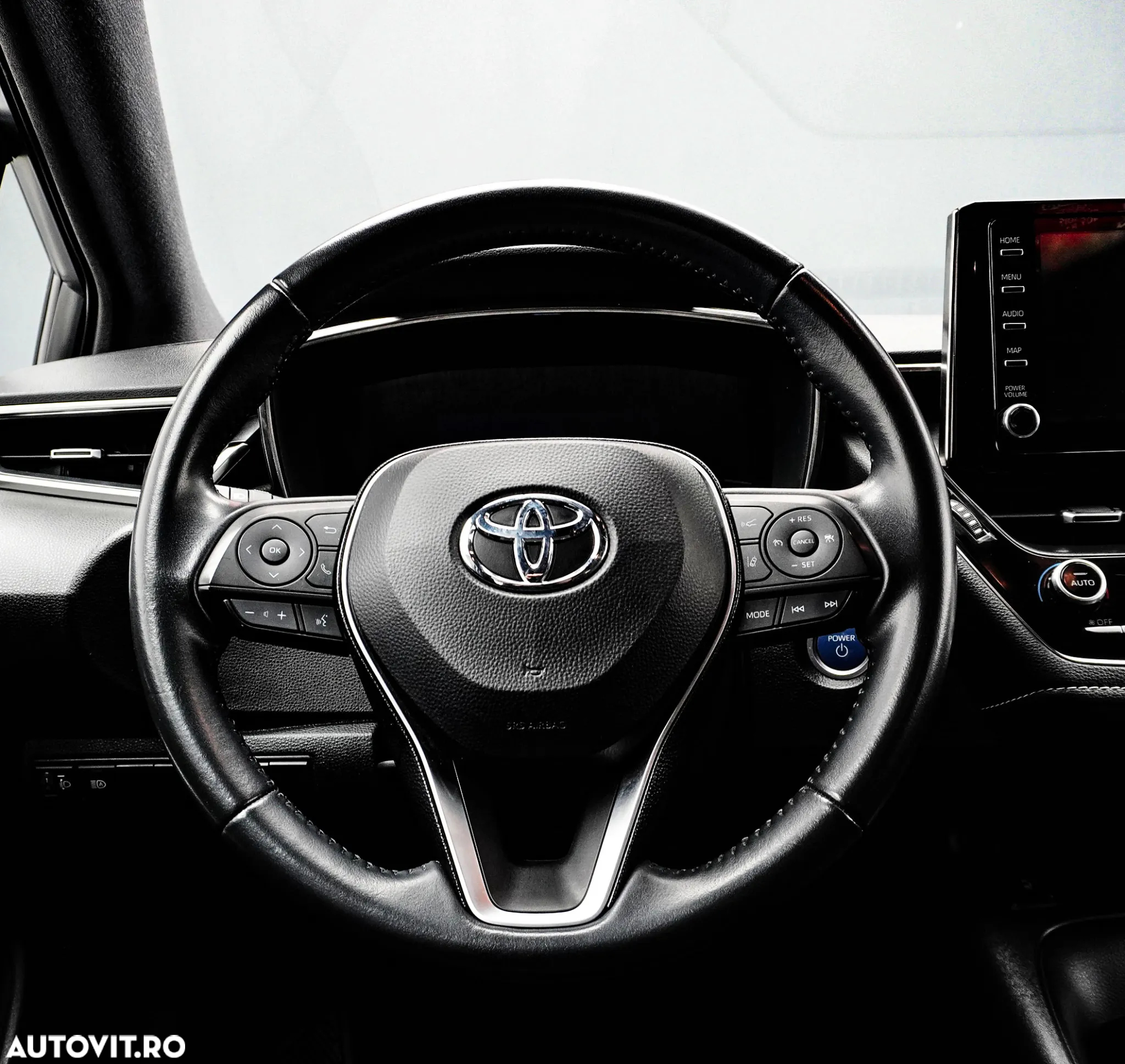 Toyota Corolla 1.8 HSD Exclusive - 18