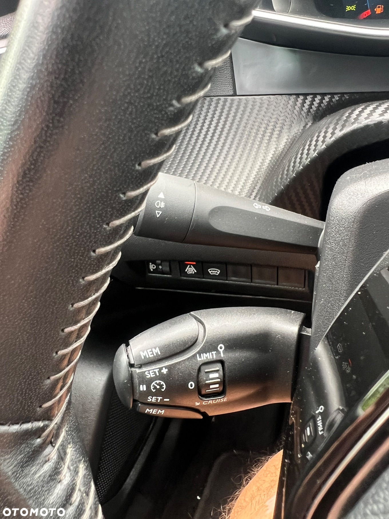 Peugeot 2008 PureTech 100 Stop&Start Allure Pack - 12