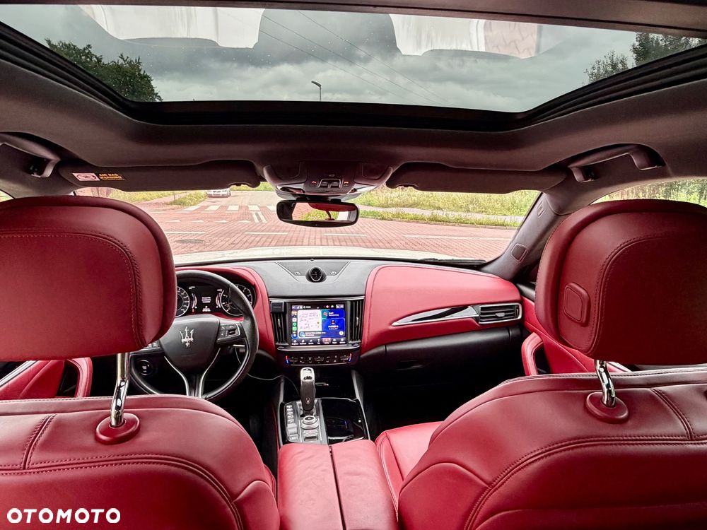 Maserati Levante Q4 - 12
