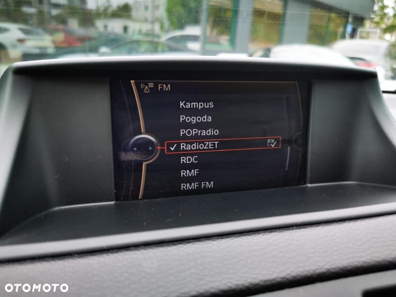 BMW Seria 1 118d - 24