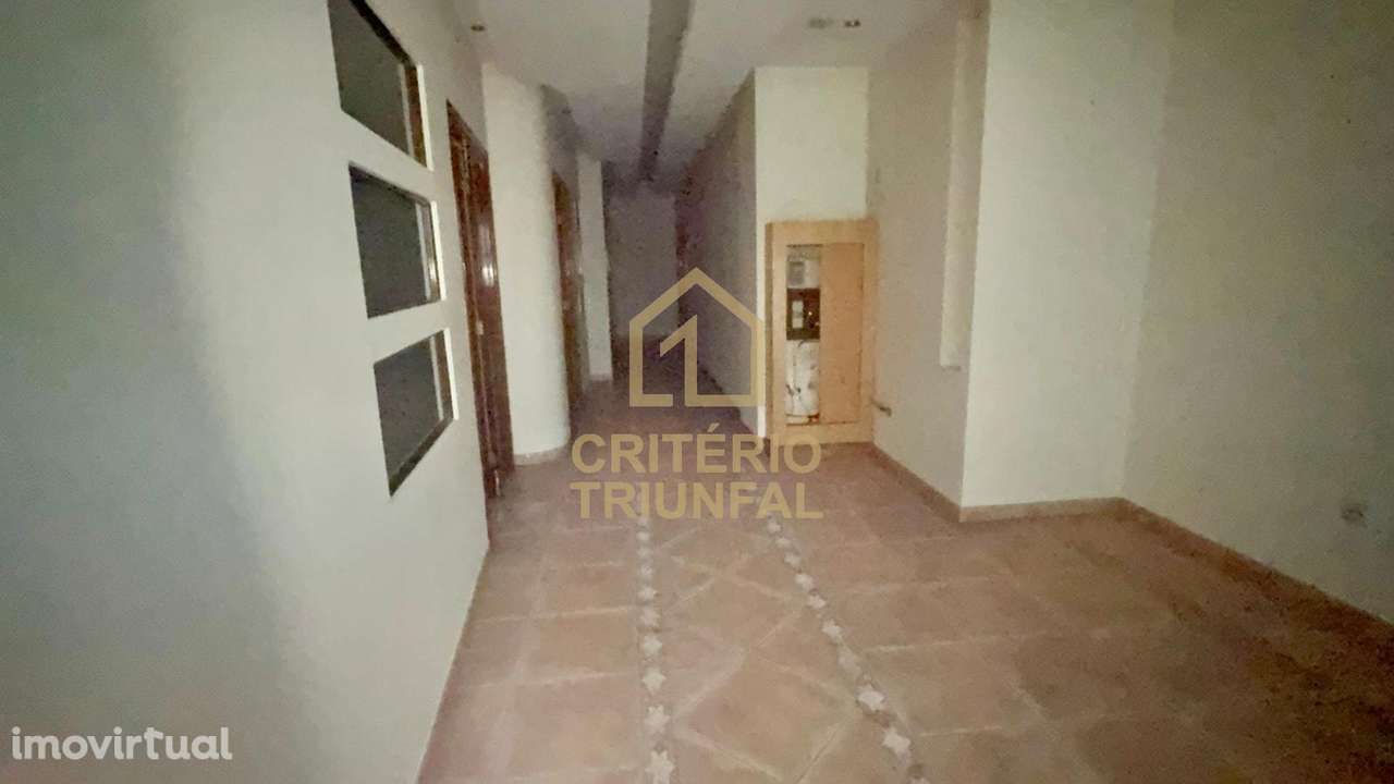 Loja em Penafiel - arrendamento - Grande imagem: 4/12