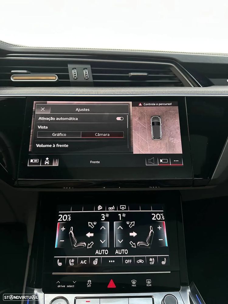 Audi e-tron 55 quattro S line - 24