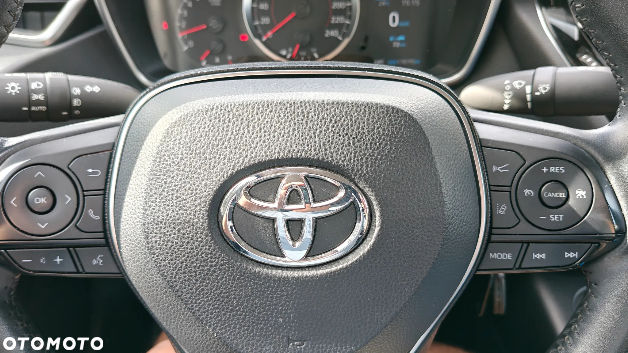 Toyota Corolla 1.6 Comfort - 16