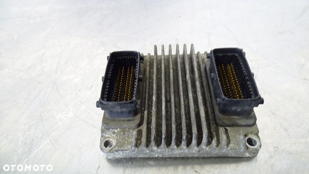 KOMPUTER SILNIKA OPEL ASTRA H 1.7 CDTI 8973065751 - 1