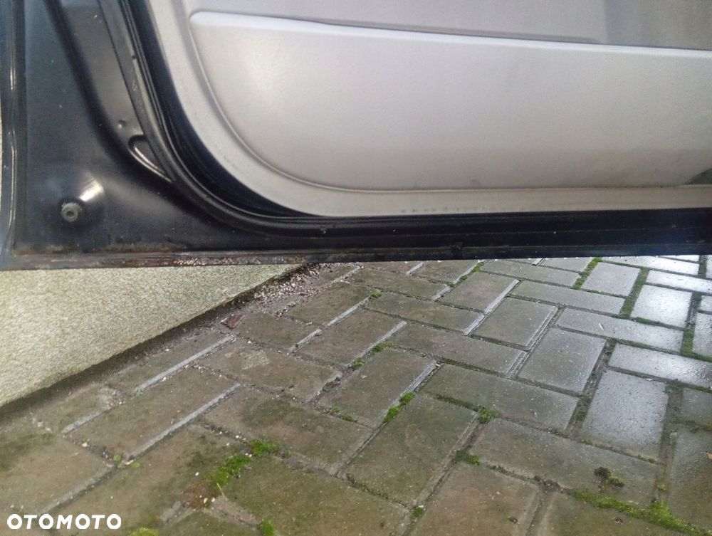 MITSUBISHI GRANDIS DRZWI LEWE PRZEDNIE PRZÓD GOŁE X42 - 4