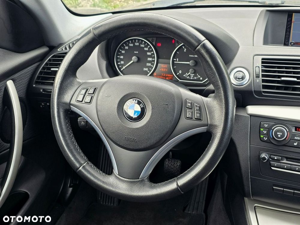 BMW Seria 1 118d - 17