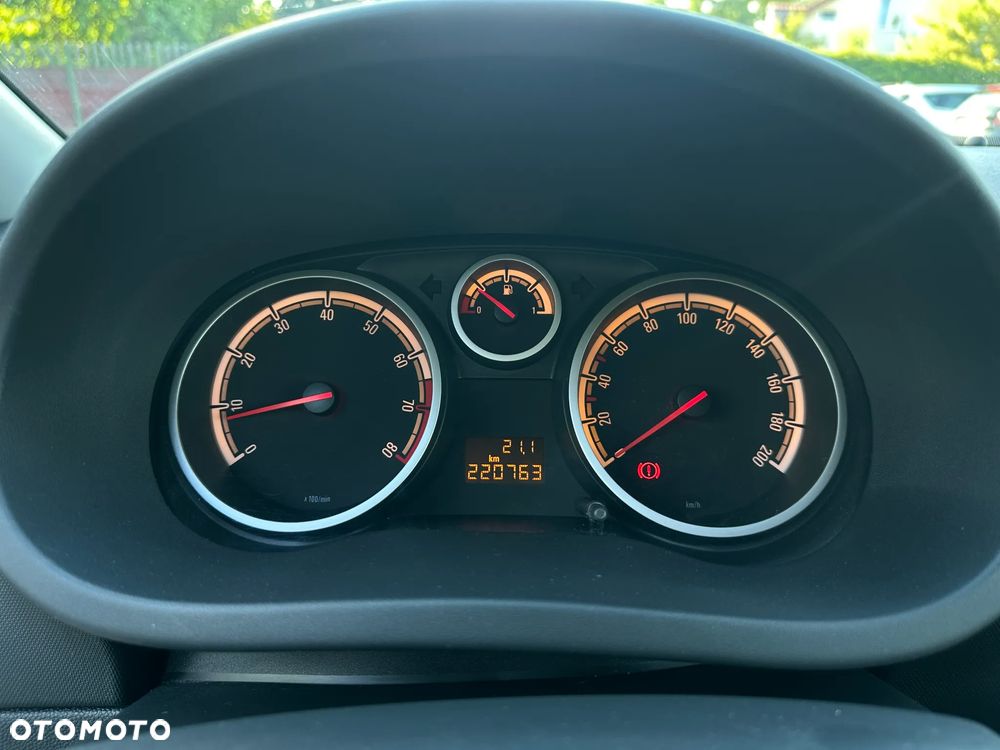 Opel Corsa - 28