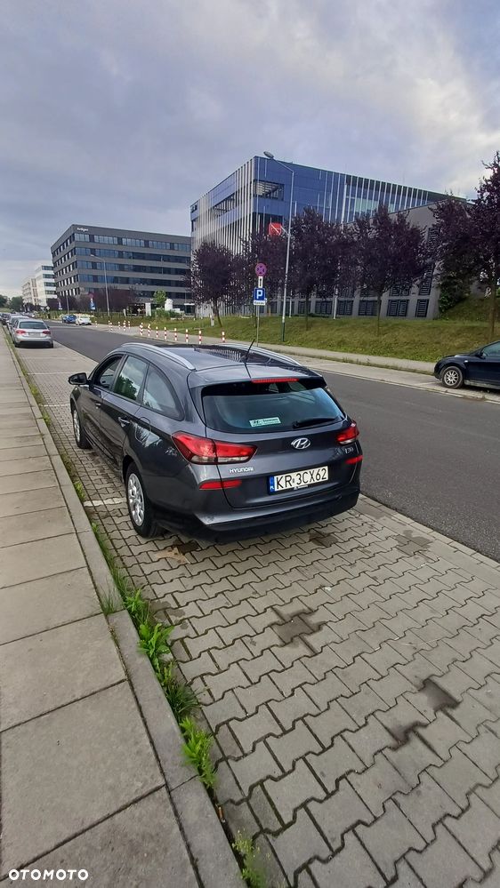 Hyundai i30 1.4 Comfort - 3