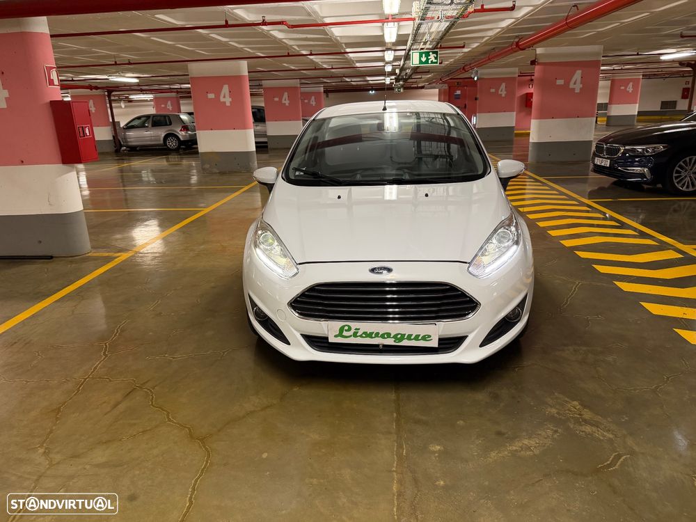 Ford Fiesta 1.0 EcoBoost S&S TITANIUM - 2