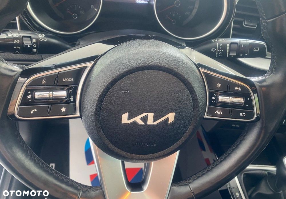 Kia Ceed - 15
