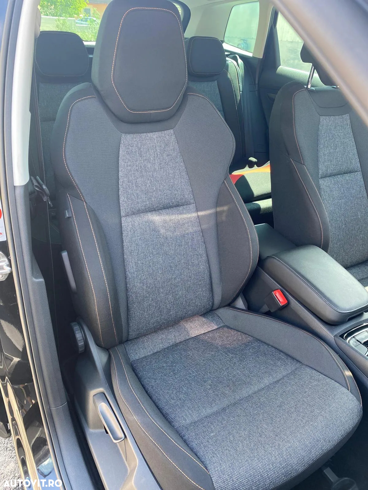 Skoda Karoq 2.0 TDI SCR 4x4 DSG Clever - 6