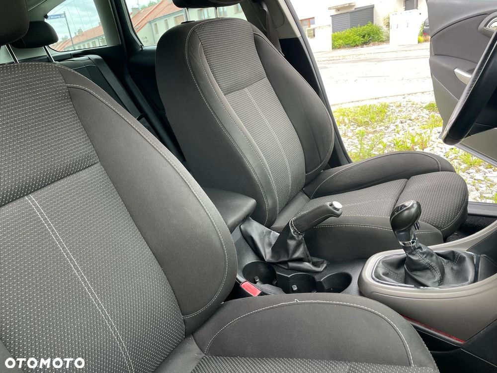 Opel Astra 1.4 T Sport - 11