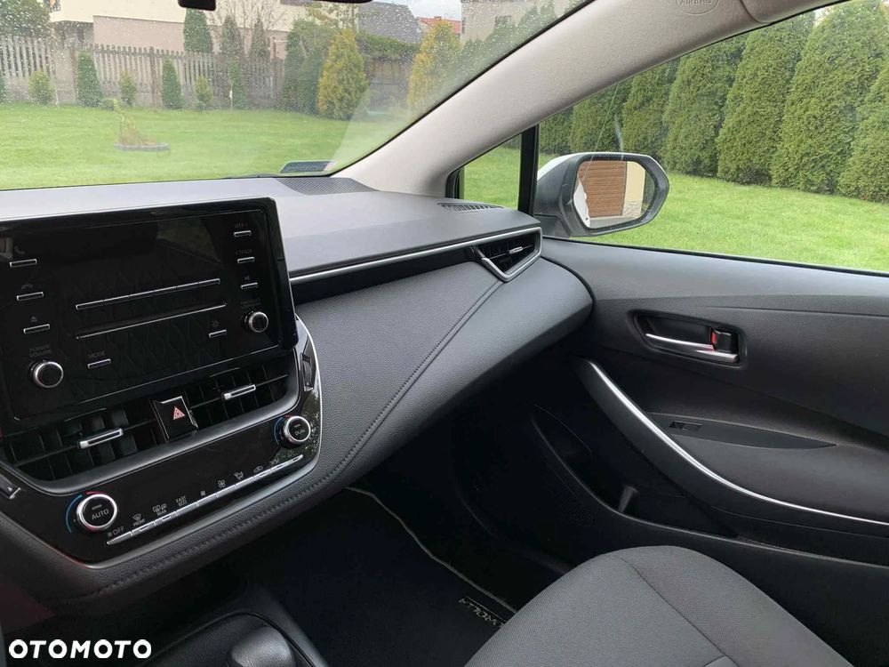 Toyota Corolla 1.8 Hybrid Active - 20