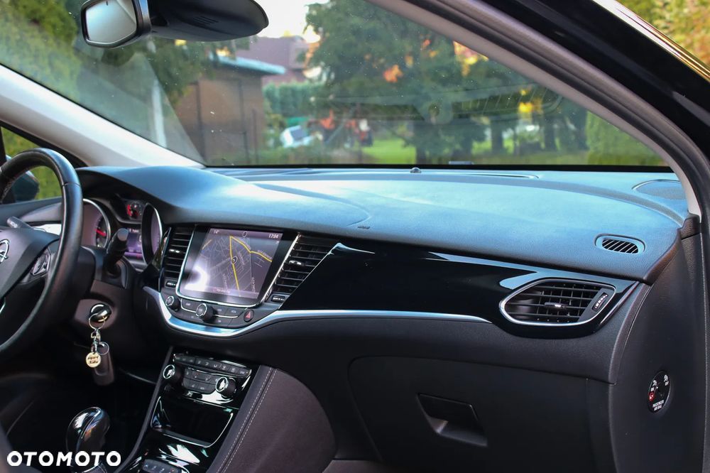 Opel Astra V 1.6 CDTI Dynamic S&S - 19