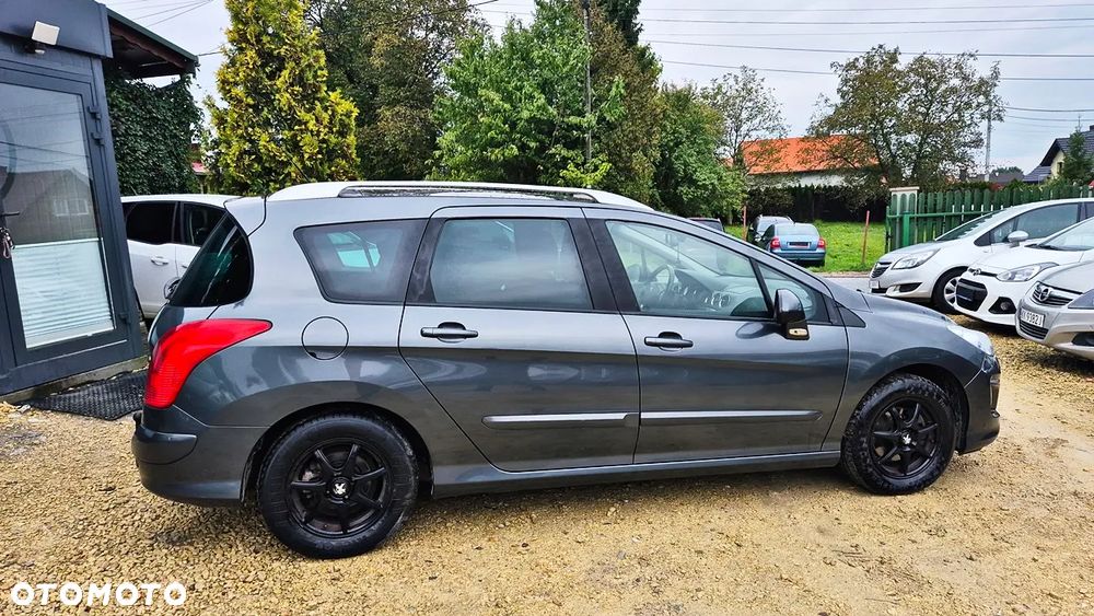 Peugeot 308 1.6 Premium Plus - 12