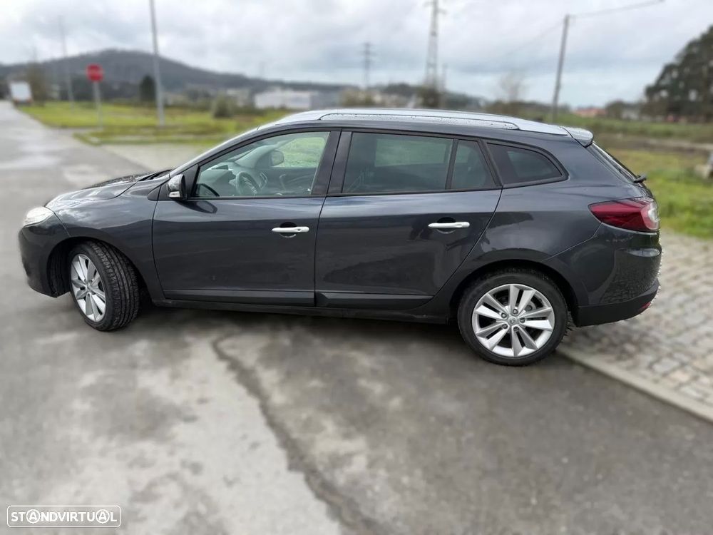 Renault Mégane Sport Tourer 1.5 dCi Dynamique S EDC CO2 Champion - 4