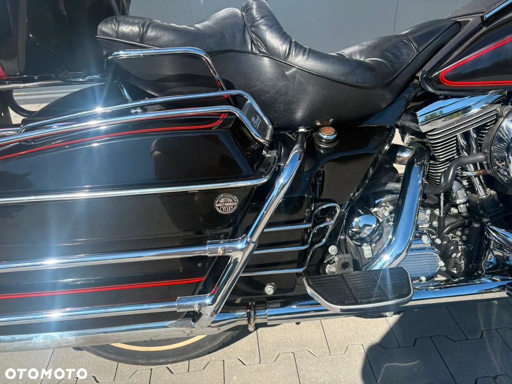 Harley-Davidson FLH Electra Glide - 18