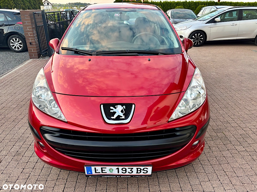 Peugeot 207 1.4 Trendy - 11