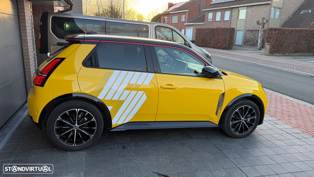 Renault 5 E-Tech 52 kWh Iconic Cinq Autonomia Conforto - 4