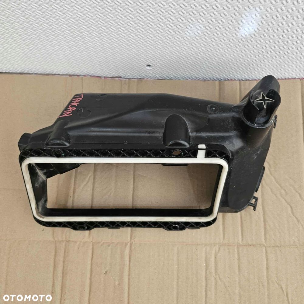 audi gt e-tron taycan 9j1 obudowa wlot łapacz powietrza - 1