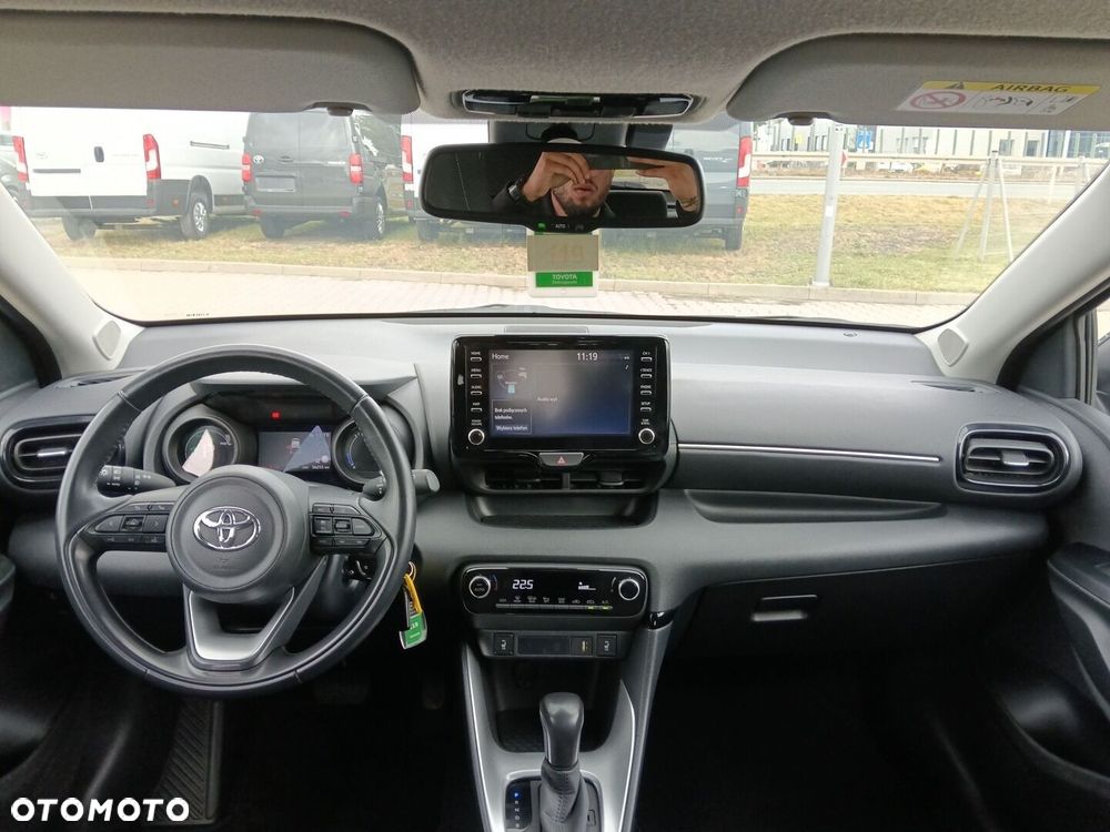 Toyota Yaris Hybrid 1.5 Comfort - 2