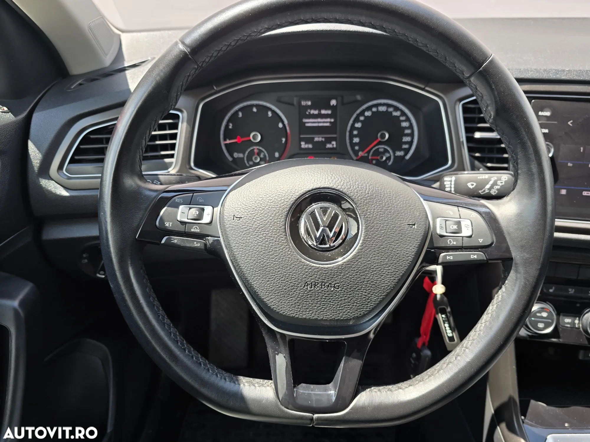 Volkswagen T-ROC 1.0 TSI Design - 8