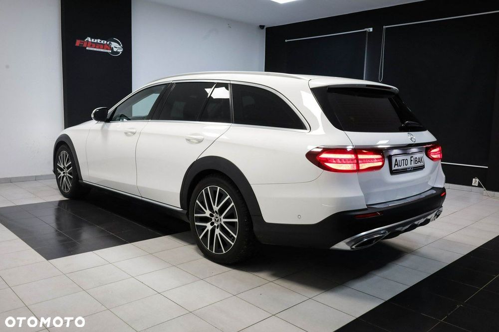 Mercedes-Benz Klasa E - 14