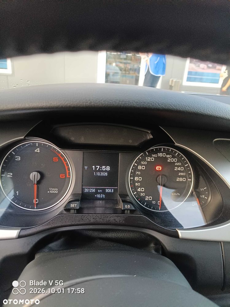 Audi A4 Avant - 8