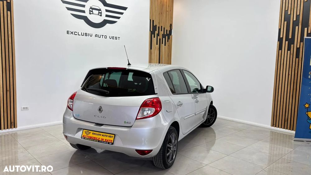 Renault Clio 1.5 dCi 90 FAP Dynamique - 4