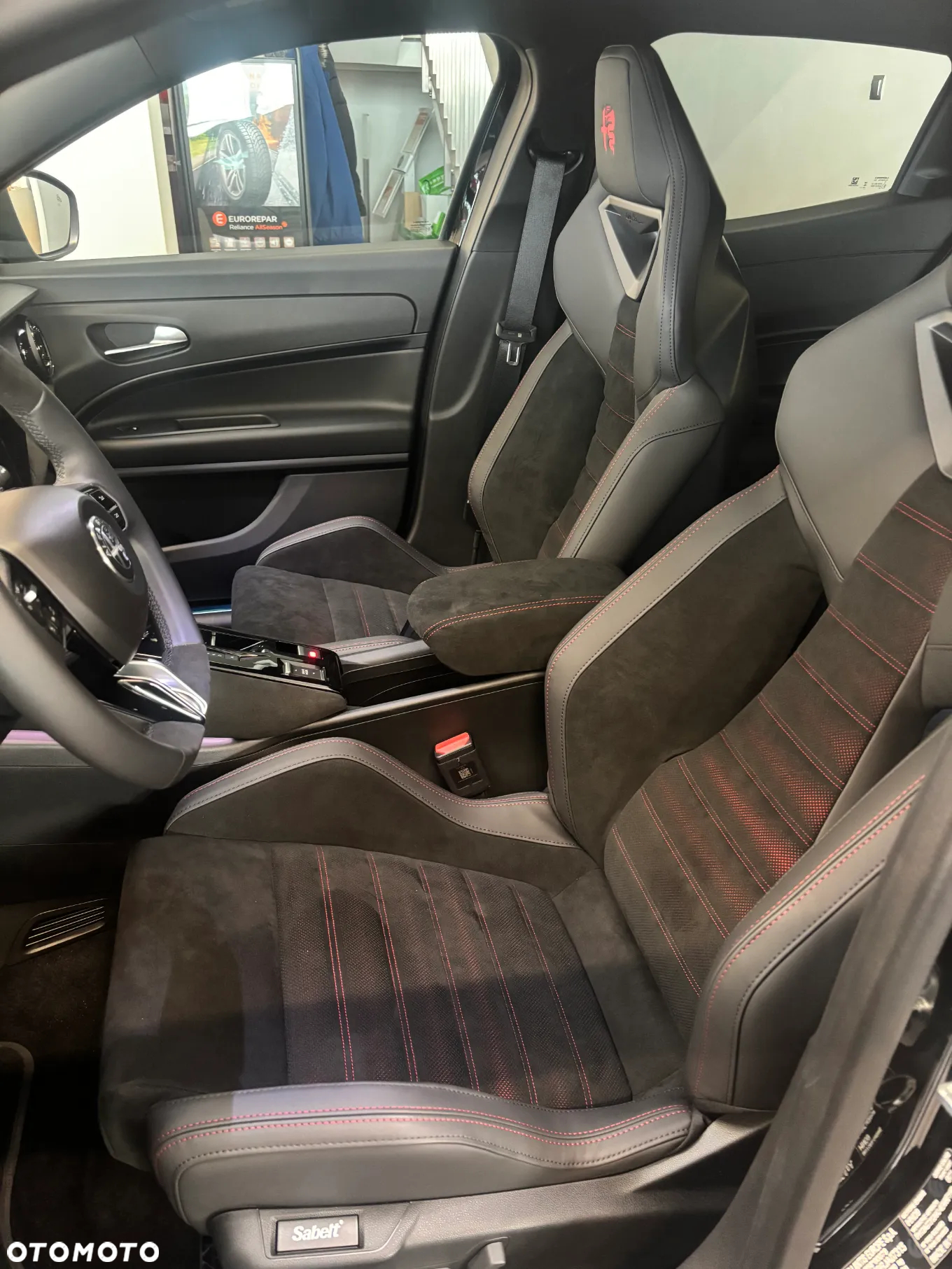 Alfa Romeo Junior 1.2 mHEV Ibrida Speciale DCT - 2
