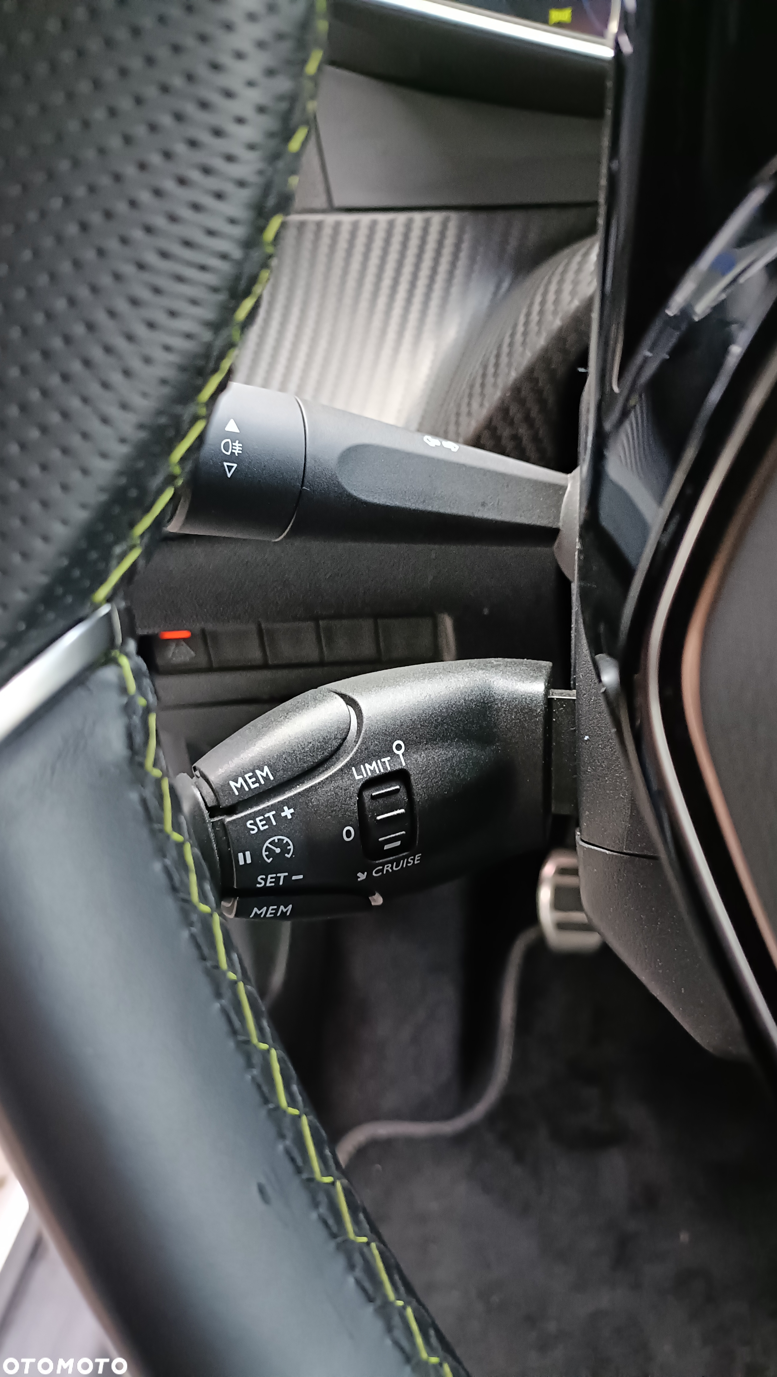 Peugeot 208 1.5 BlueHDi GT S&S - 14