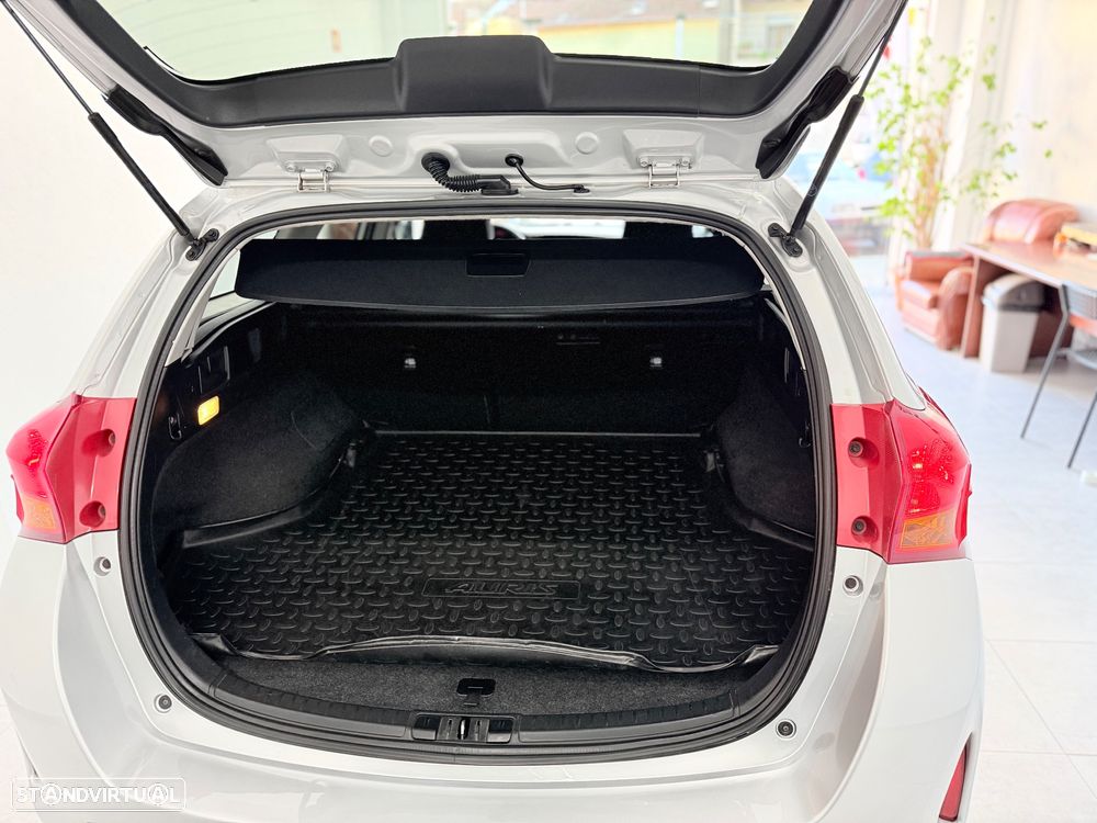 Toyota Auris Touring Sports 1.4 D-4D Active+AC - 23