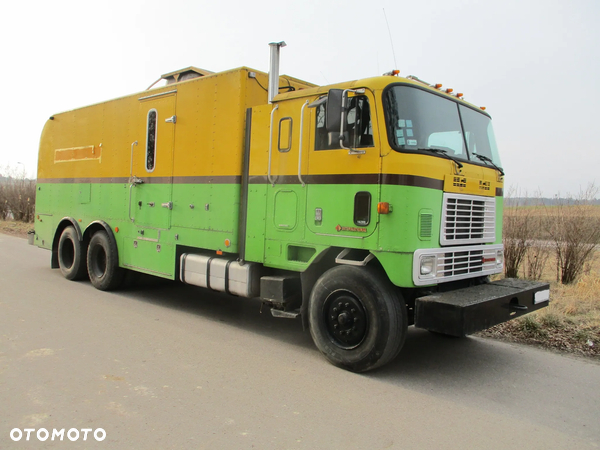 International 9600 - 9670