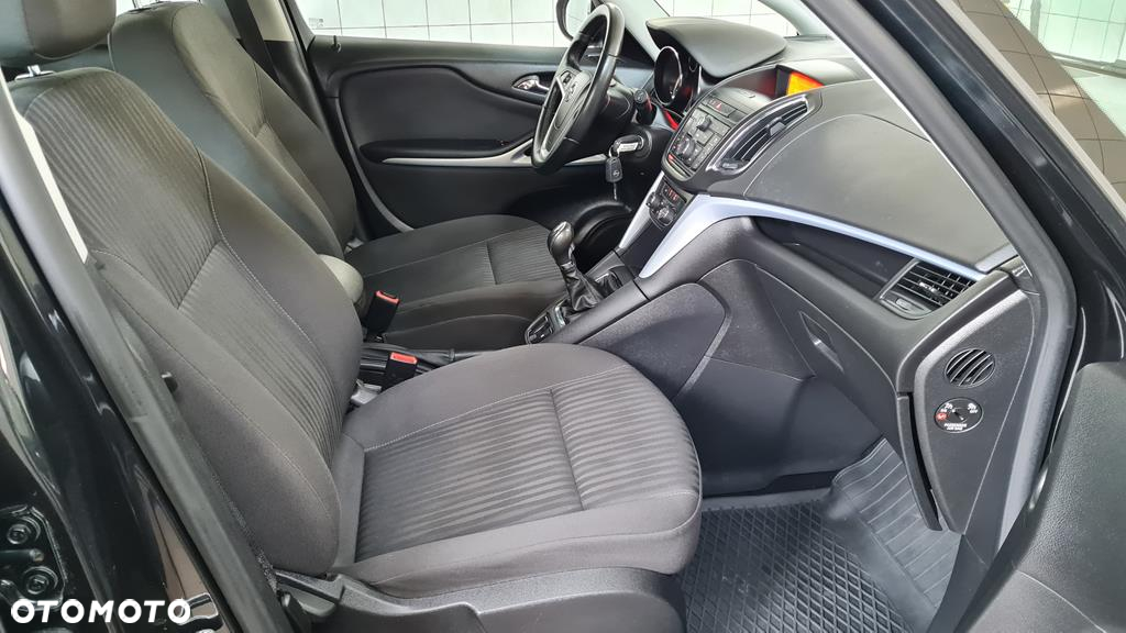Opel Zafira Tourer 1.4 Turbo Edition - 17
