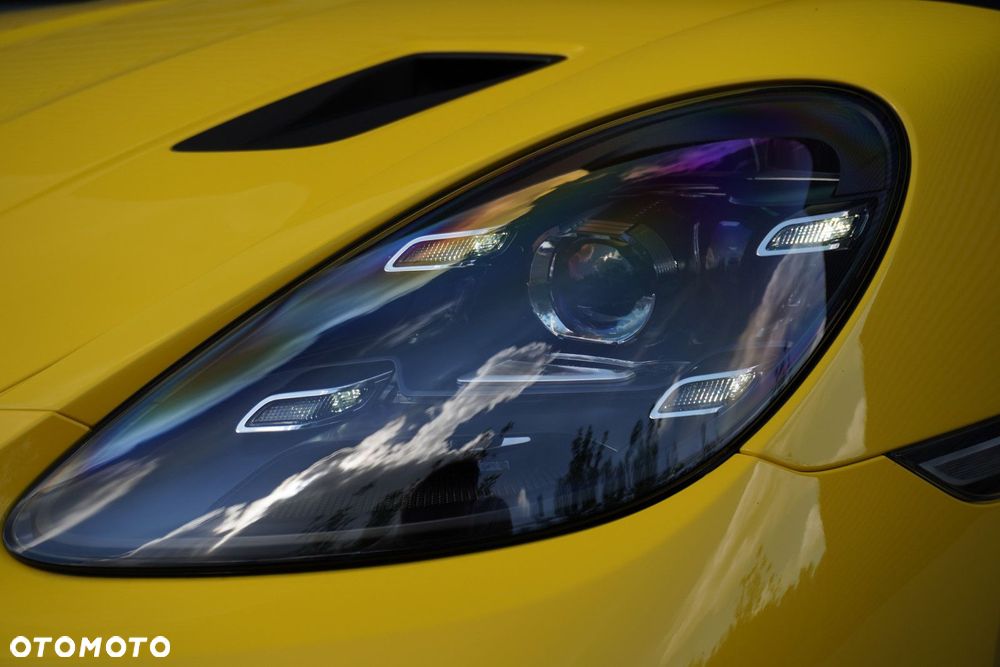 Porsche 718 Spyder - 4