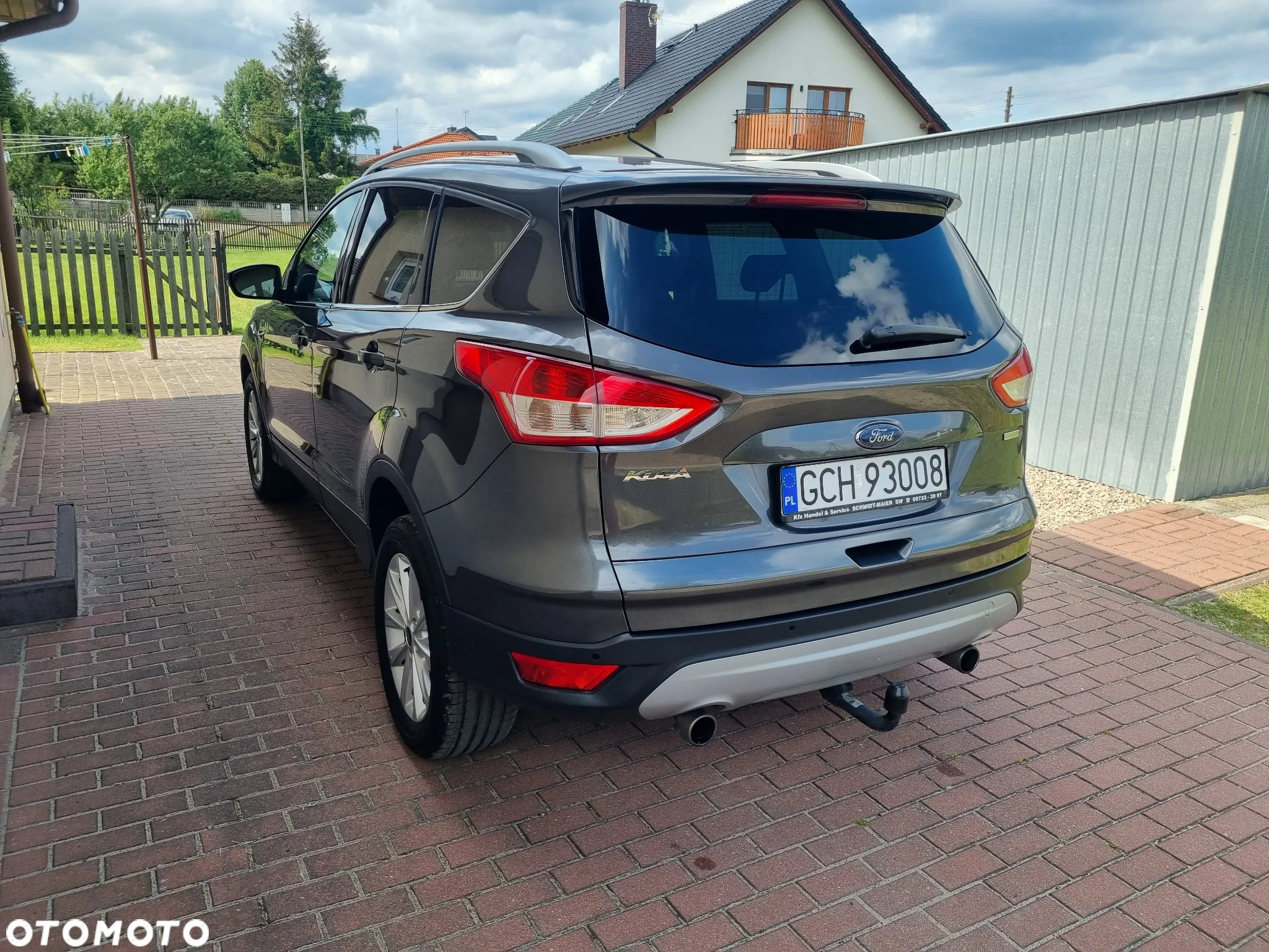 Ford Kuga 1.5 EcoBoost 2x4 Titanium - 3