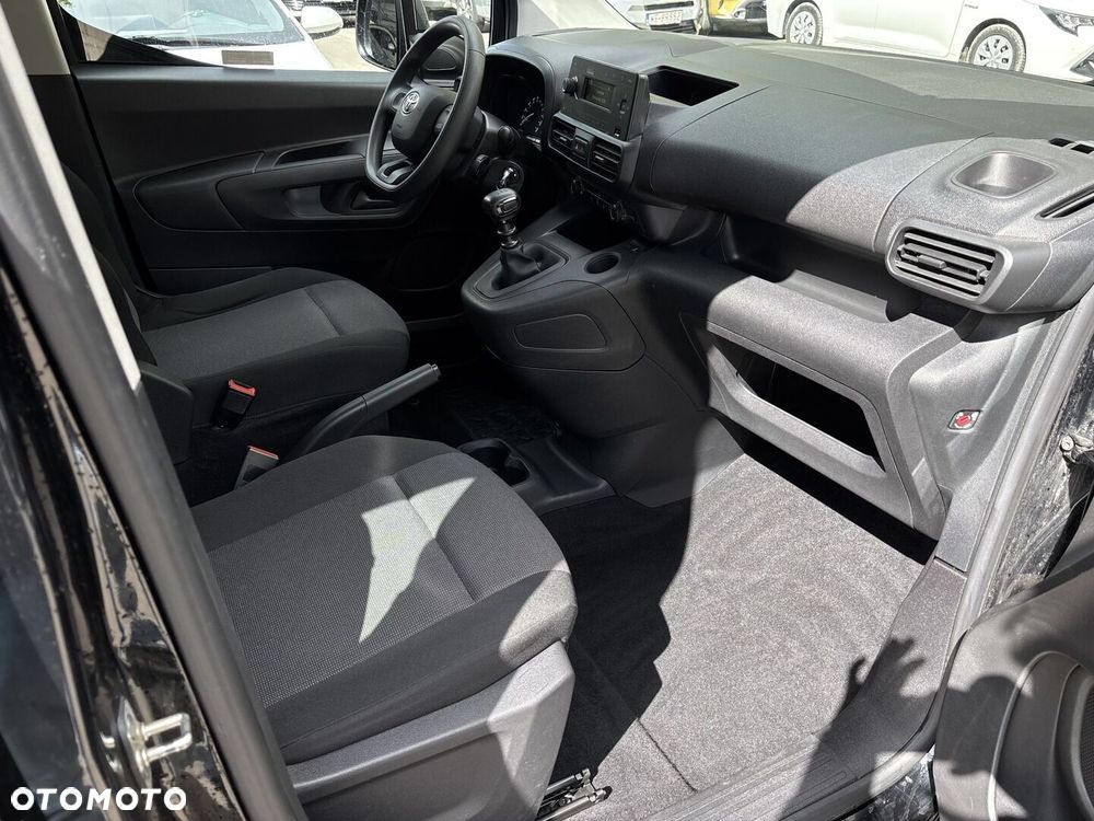 Toyota Proace City Verso 1.5 D-4D Combi - 21